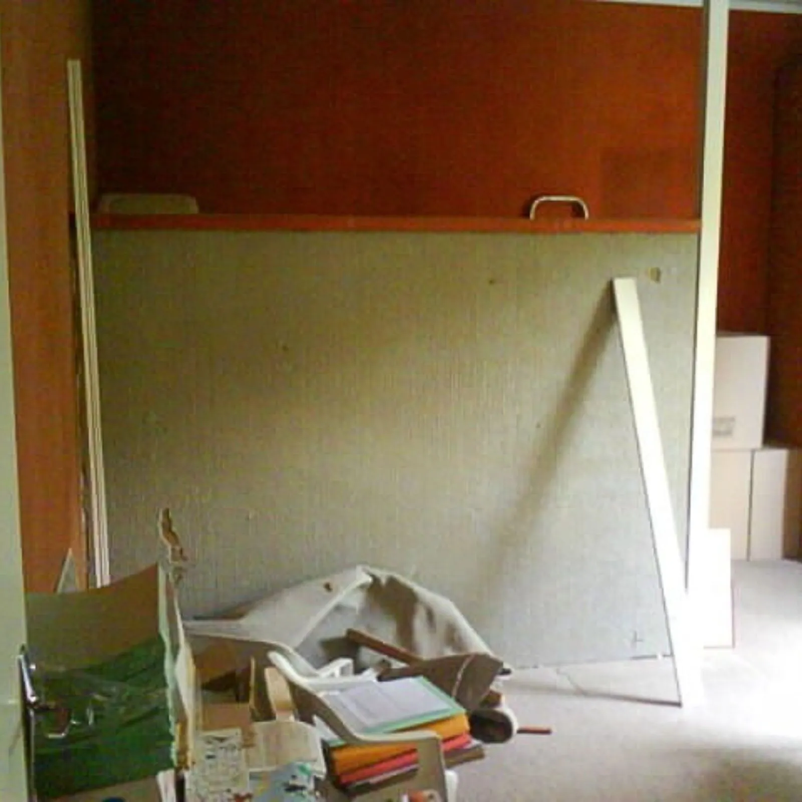 Avant après aménagement espace d’auscultation cabinet médical en Martinique avec rénovation et organisation fonctionnelle