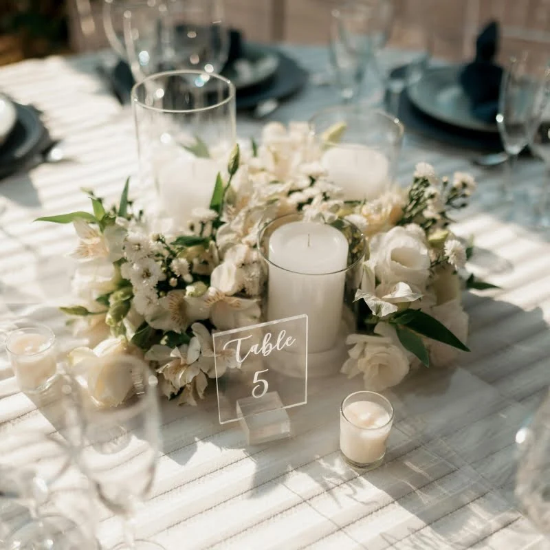 Style de décoration de mariage élégant et minimaliste